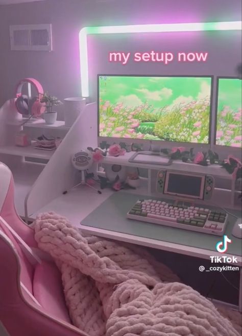 Things You Need For Your Gaming Setup, Flower Gaming Setup, Gaming Setup Aesthetic Pink, Pink And White Gaming Setup Aesthetic, Green And Pink Gaming Setup, Pink Green Gaming Setup, Gaming Setup For Women, Pink And Green Setup, Strawberry Gaming Setup