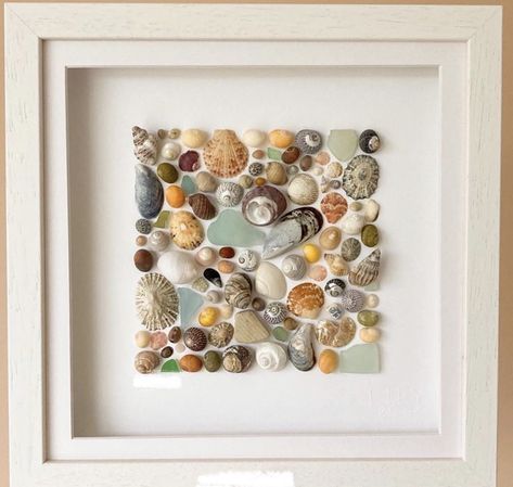 Sea Shell Art Projects, What To Do With Seashells, Beach Art Diy, Easy Nature Paintings, Crystal Artwork, Seashell Art Diy, Sea Shells Diy, Sea Glass Art Projects, Seashell Projects