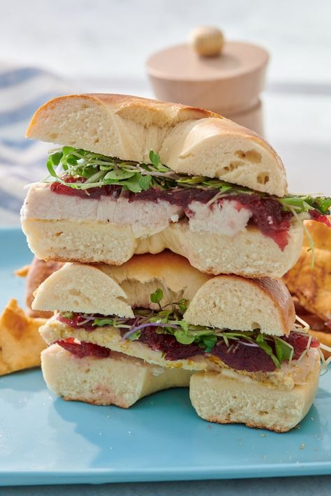 Turkey Bagel Sandwich, Turkey Bagel, April Meals, Bagel Sandwich Recipes, Cold Cut Sandwich, Turkey Sandwiches Recipes, Brie Cranberry, Turkey Cranberry, Sandwiches Recipes