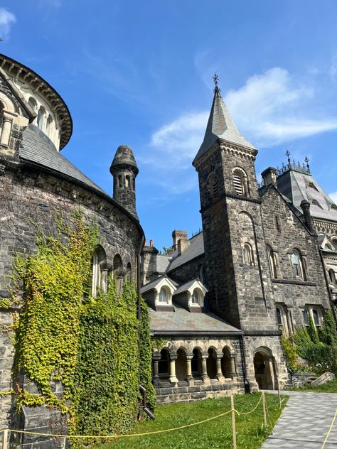 University of toronto, u of t, old university buildings, uni studying, stidying aesthetic, university academia U Of T Aesthetic, U Of T Toronto, Uoft Toronto Aesthetic, University Of Toronto Aesthetic, Romanticizing University, Female Genius, Toronto Aesthetic, Aesthetic University, Old University