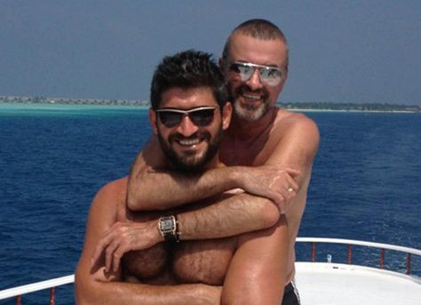 Dramatic leaked tape reveals heartbreaking 999 call of George Michael's lover after star died. George Michael Boyfriend, George Michael Died, Michael Love, Cute Stories, George Michael, Fun Couple, Gay Love, Man In Love, Celebrity Entertainment