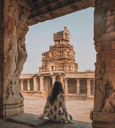 Hampi Photography Ideas, Photo Poses In Temple, Temple Pics Ideas, Hampi Photography Poses, Hampi Outfit Ideas, Temple Poses For Women, Coorg Photography Poses, Temple Photoshoot Women, Temple Photo Ideas