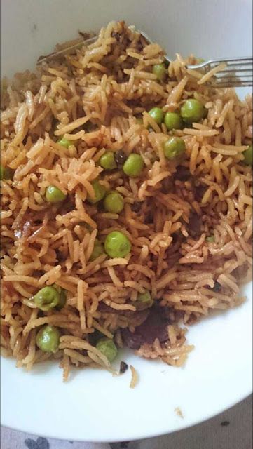 This Muslim Girl Bakes: Pea Pulao Pulao Snap, Food Picture Ideas, Meal Pictures, Indian Rice Recipes, Indian Chicken Recipes, Eating Food Funny, Foodie Instagram, Superfood Recipes, Curry Dishes