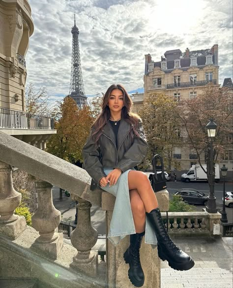 Paris Trip Outfits, Classy Going Out Outfits, Brown Boots Outfit, Stylish Business Casual, November Outfits, Dinner Outfit Casual, Paris Winter, Europe Travel Outfits, Parisian Vibes