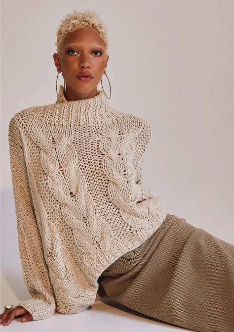 Fully Fashioned Knitwear, 2023 Sweater Trends, Knitwear Details, Stylish Knitwear, Summer Knitwear, Fashion Knitwear, Knitwear Trends, Knitwear Inspiration, Autumn Knitwear