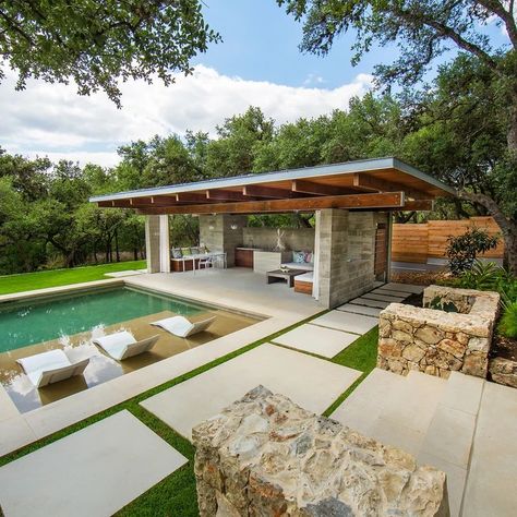 75 Pool House Ideas You'll Love - June, 2024 | Houzz Lap Pool Designs, Modern Pool House, Ledge Lounger, Pool Pavilion, Pool Shade, Patio Grande, Pool House Plans, Pool Remodel, Rectangular Pool