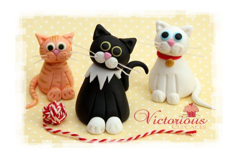 Cat cake toppers | Here's the recipes with pictorial for you… | Flickr Fondant Characters, Deco Cupcake, Cat Cake Topper, Gumpaste Flowers, Fondant Animals, Animal Cakes, Fondant Decorations, Cat Cake, Fondant Toppers