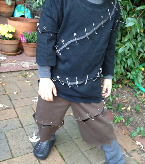 Simple Cute Halloween Costumes, Frankenstein Costume Kids, Frankenstein Costume Diy, Cute Simple Halloween Costumes, Easy Kids Costumes, Halloween Costumes For Boys, Diy Costumes Kids Boys, Costumes For Boys, Frankenstein Costume