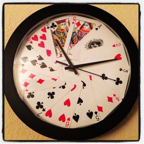 Card Clock. Thought I'd put to use my decks that were missing cards, and jazz up this cheap clock. Cool Clocks Creative, Painting Clock Ideas, Diy Clock Wall Creative, Clock Design Ideas Creative, Domino Clock, Diy Clock Ideas, Make Your Own Clock, Clocks Diy Crafts, Diy Wall Clock Ideas