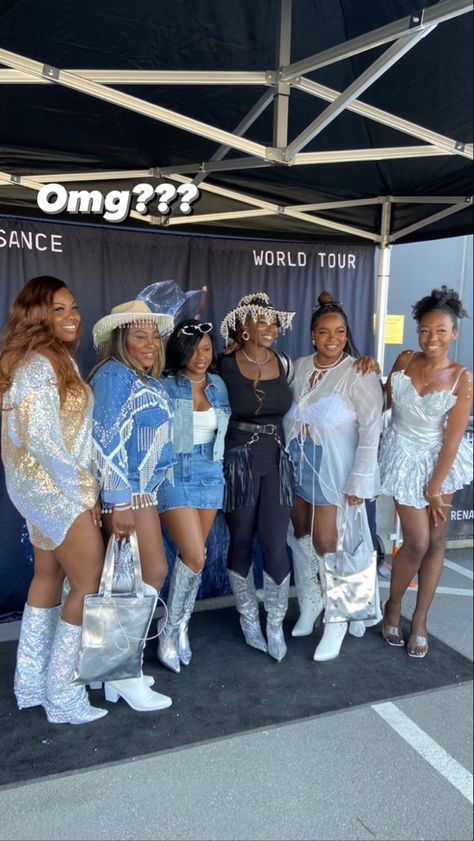 Beyonce Inspired Outfits, Beyonce Concert Outfit Ideas, Official Dresses For Work, Beyonce Concert Outfit, Beyonce Concert, Most Pinned, Official Dresses, Concert Attire, Cowgirl Style Outfits