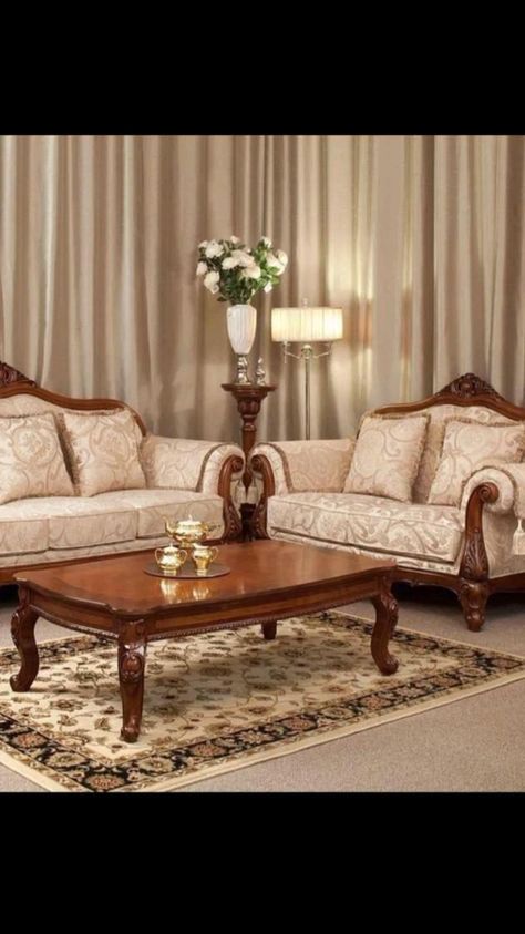 1918 House, Sofa Design Wood, Furnitur Ruang Keluarga, Luxury Furniture Sofa, Wooden Sofa Set Designs, Style Salon, Wooden Sofa Designs, Wooden Sofa Set, Traditional Sofa