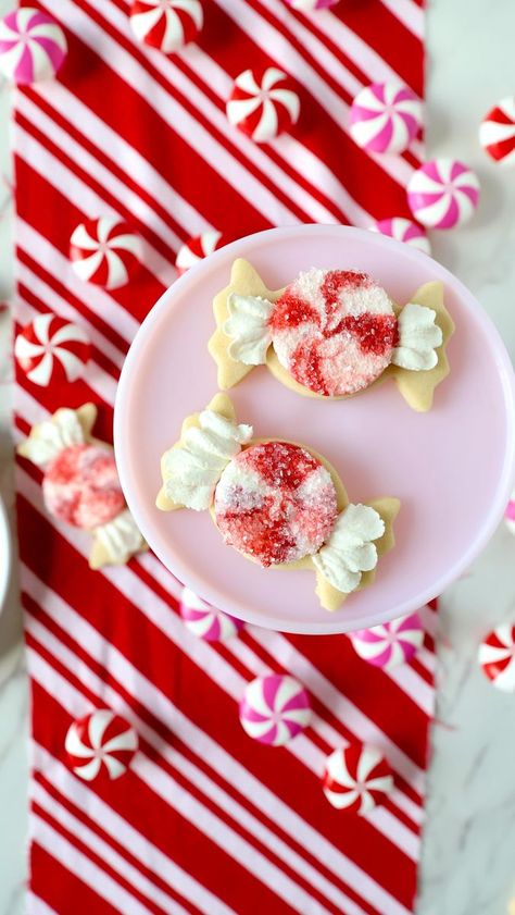 115K views · 2.2K reactions | The easiest cookie right here!!! It makes Christmas cookies easy to dip in sanding sugar 😍 Little peppermint candies for the cutest little cookie! 🍭🍬🎄🤶🏻 I’m working on more cookies and I’ve got a free cookie class this weekend that benefits foster kids, sharing in my stories and how to sign up 🥰 Also- those cute peppermints you see are actually kitchen knob covers from @knobezllc 😍 HOW CUTE ARE THEY! | The Hutch Oven | Music Beyond · Candy Cane Lane Buttercream Dip, Peppermint Christmas Cookies, Emily Hutchinson, Cookie Recipes Decorating, Sanding Sugar, Foster Kids, Peppermint Candies, Cookie Cookbook, Candy Cane Lane