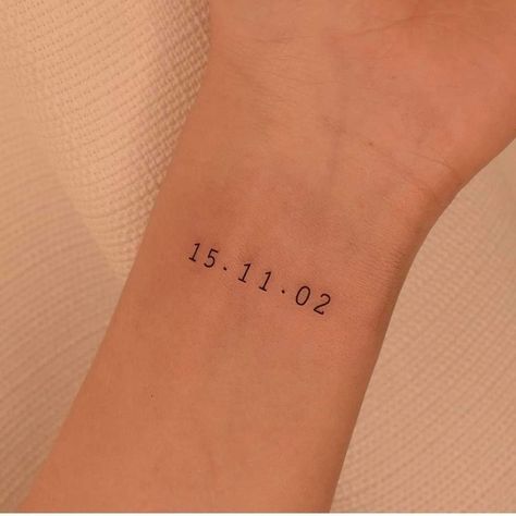 Fine Line Date Tattoo, 2024 Tattoo Ideas, Wedding Date Tattoo Ideas, Cute And Simple Tattoos, Date Tattoos Ideas, Wedding Date Tattoo, Birthdate Tattoo Ideas, Number Fonts Tattoo, Tattoo Date