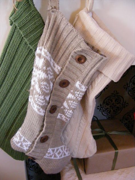 Great tutorial on Christmas Stockings from sweaters. (Her best tip, sew the stockings and THEN cut so the sweater doesn't unravel) Sweater Christmas Stockings, Christmas Stockings Diy, Diy Sweater, Recycled Sweaters, Old Sweater, Homemade Holiday, Navidad Diy, God Jul, Holiday Stockings