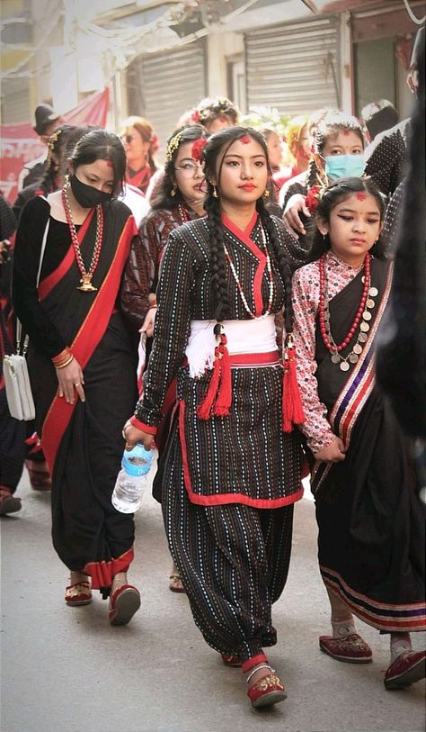 Nepalese Traditional Clothing, Traditional Bangladeshi Clothing, Nepalese Clothing, Nepal Dress, Nepali Fashion, Nepal Clothing, Cultural Dress, Chinese Fancy Dress, Desi Vibes