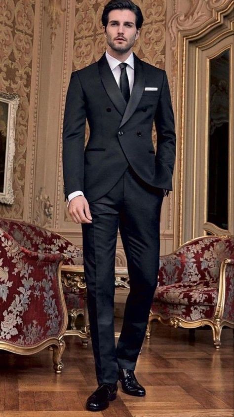 Men Classic Tuxedo Design Ideas 2022 Tuxedo Design, Mens Tux, Male Suits, Mens Suits Black, Men Suit Wedding, Wedding Suits Men Black, Wedding Tux, Black Suit Wedding, Slim Fit Suit Men