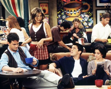 Friends Central Perk Coffee, Friends Season 1, Age Of Adaline, The Princess Diaries, Hbo Go, Matt Leblanc, Becoming Jane, Ross Geller, Friends Central Perk