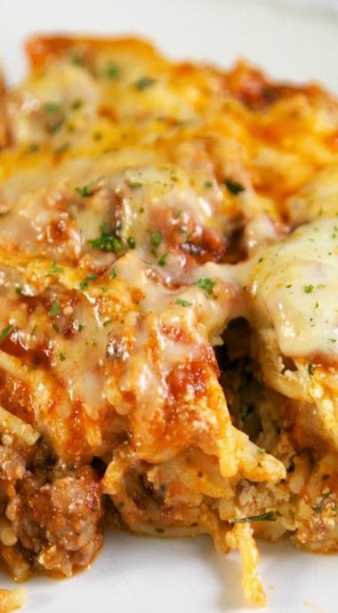 Best Baked Spaghetti, Gf Pasta, Baked Spaghetti Recipe, Resep Pasta, Dinner Pasta, Spaghetti Dinner, Spaghetti Casserole, Plain Chicken, Recipes Delicious