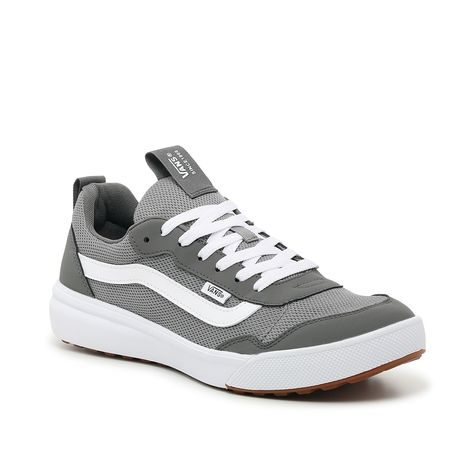 Vans-Range Low-Top Sneaker - Men's Sport a retro style with the Range sneakers from Vans. This athletic-inspired pair features the brand's signature stripes, a low-top silhouette, and layered details that add a sophisticated flair. Trending Handbags, Best Shoes For Men, Mens Canvas Shoes, Mens Boots Fashion, Fancy Shoes, Men's Shoe, Winter Sneakers, Sneakers For Men, Grey Sneakers