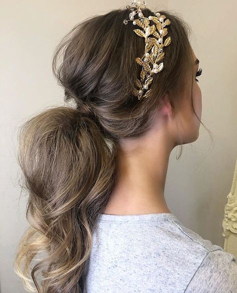 Hairstyles Event, Knotted Headband Hairstyle, Natural Hair Headbands, Cute Headband Hairstyles, Pretty Ponytail, Useful Crafts, Ponytail Headband, Wedding Ponytail Hairstyles, Hairband Hairstyle