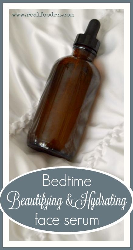 Bedtime Beautifying and Hydrating Face Serum. I put this serum on my face every night and my skin is glowing! The serum contains oils that reduce the signs of aging, reduce scarring, smoothes and rejuvenates skin, calms redness and lightens age spots, reducing fine lines and wrinkles, and plumps up your skin’s underlying layer! Plus, its really easy to make and smells amazing! Good stuff!  realfoodrn.com #faceserum #emuoil Hydrating Face Serum, Anti Aging Face Serum, Emu Oil, Face Scrub Homemade, Nursing Homes, Baking Soda Shampoo, Moisturizer For Oily Skin, Best Essential Oils, Face Hydration