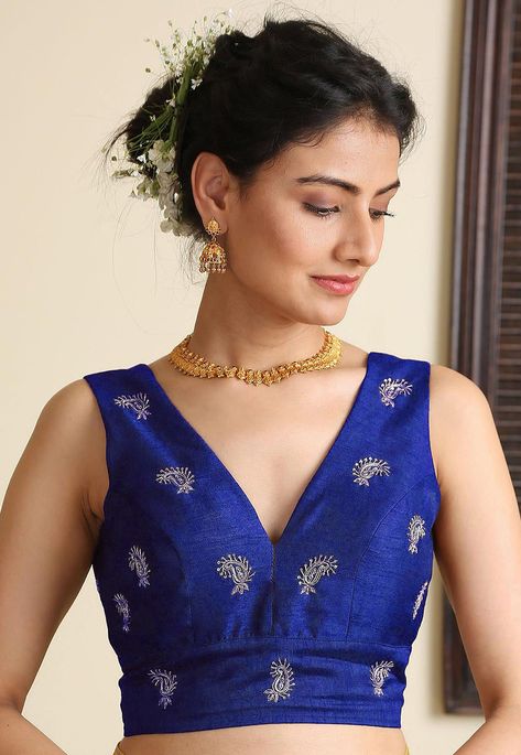 Art Silk Blouse Designs, Sleeveless Blouse Silk Saree, Royal Blue Blouse Designs For Saree, Close Neck Sleeveless Blouse, Indian Silk Blouse Designs, Sleeveless Blouse For Set Saree, Blue Sleeveless Blouse Saree, Square Neck Blouse For Lehenga, Blouse For Wedding For Women