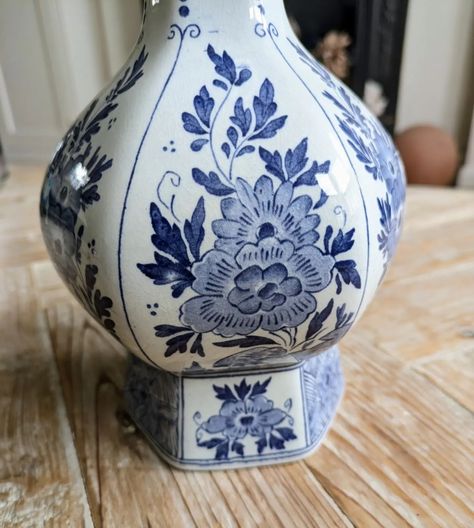 Hand Painted Delft Vase. 30cm/11.5" tall. In great condition without any chips or cracks. £40 plus postage #antiqueandvintagebynes #delftblue #homedecor #blueandwhitedecor Delft Vase, Delft, Conditioner, Chips, Vase, Hand Painted, Blue, Quick Saves, Home Decor