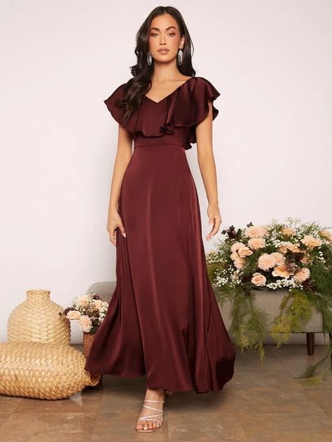 Satin Gown With Sleeves, Maroon Bridesmaid, Maroon Bridesmaid Dresses, Long Sleeve Satin Dress, Latest Bridesmaid Dresses, Bridesmaid Satin, Dress Satin Bridesmaid, Bridesmaid Dresses Satin, Satin Bridesmaid Dress