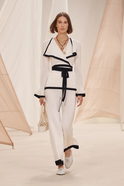 Zimmermann Resort 2023 Collection | Vogue Zimmermann Resort, Resort 23, Resort 2023, How To Look Rich, Breezy Dress, Minimal Outfit, High Tide, White Hot, 2023 Collection