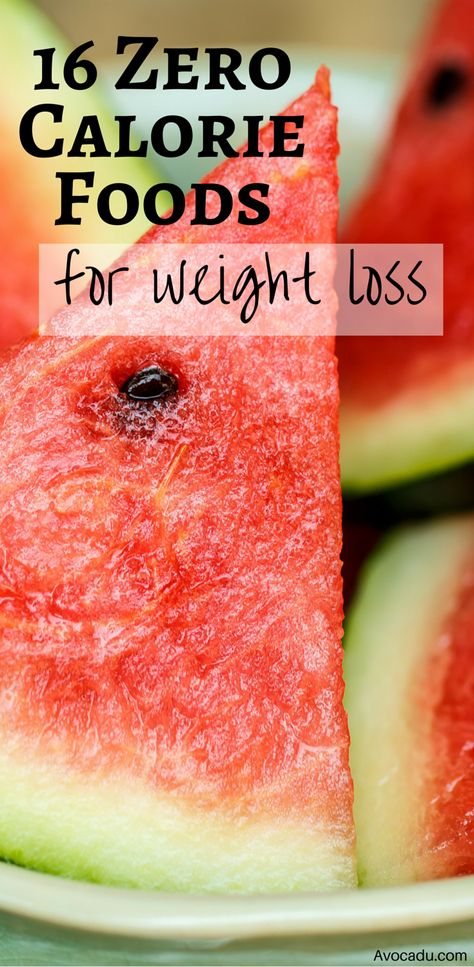 Zero calorie foods for weight loss: These healthy foods will help you burn calories and lose weight quick! http://avocadu.com/16-zero-calorie-foods-that-work-wonders-for-your-health/ 150 Calorie Snacks, Smoothies Vegan, Resep Diet Sehat, Zero Calorie Foods, Kiat Diet, 500 Calorie, Resep Diet, Smoothie Detox, Fast Healthy Meals