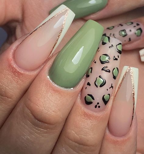 50 Best Gel Nail Art to Inspire You Safari Nails, Nail Fashion Trends, Baby Shower Nails, Baby Nails, Leopard Nails, Animal Nails, Gel Nail Colors, Animal Print Nails, Round Nails