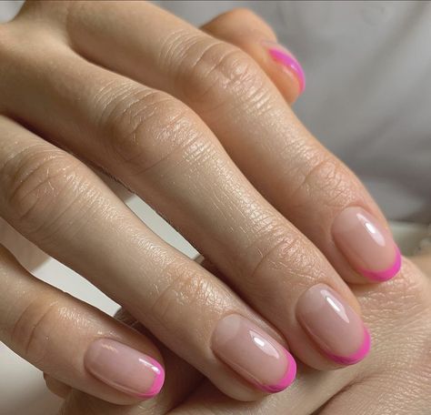 Pink French Tip Nails, Pink Tip Nails, Pink French Tip, Pink French Nails, Gel Nails French, Unghie Sfumate, French Tip Nail Designs, Pink Manicure, French Manicure Nails