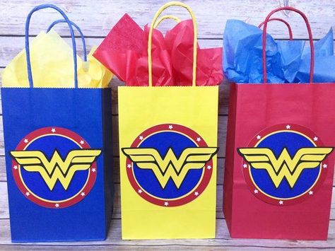 Wonder Woman Inspired Party Favor Bags - Goody Bags, Treat Bags, First Birthday, Baby Shower, Birthday Party, Superhero, Party Supplies Check more at  http://guyabax.000webhostapp.com/ Baby Shower Party Bags, Wonder Woman Birthday Party, Women Party Ideas, Wonder Woman Party, Wonder Woman Birthday, First Birthday Favors, Woman Birthday, Woman Birthday Party, Superhero Birthday Party