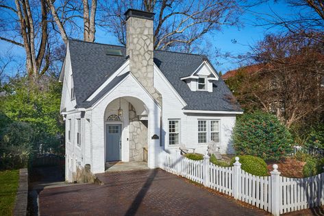 One Story House, Cape Cod Style House, Cape Cod Style, Virginia Homes, Starter Home, Decorating Style, Story House, Blue House, Yard Landscaping