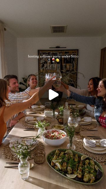 Morgan Yates on Instagram: "Summer dinner party under $100 🍴🍋 Here’s a Greek-inspired menu for 6 (or more, it’s family-style!), including dessert + wine + florals that comes out to ~16/person. I hope this gives you some achievable dinner party inspo & saves you some $$ the next time you’re hosting 🫶🏼 Recipes will be saved to my story highlights!

#dinnerparty #dinnerpartyideas #dinnerpartygoals #dinnerpartydecor #dinnerrecipes #hosting #dinnermenu #hostingonabudget" Dinner Party Home, Hosting Meals Dinner Parties, Diy Dinner Party Decor, Planning A Dinner Party, Family Style Dinner Party, Greek Dinner Party, Summer Dinner Party Menu, Dinner Party Menu Ideas, Hosting Recipes