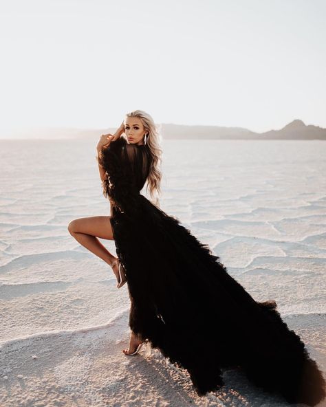 The black robe 🖤 One size fits all, $60 DM to reserve | Instagram All Black Photoshoot, Black Photoshoot, Salt Flat, Senior Picture Outfits, Outdoor Photoshoot, Flowing Dresses, Warrior Princess, Ice Queen, Beach Photoshoot