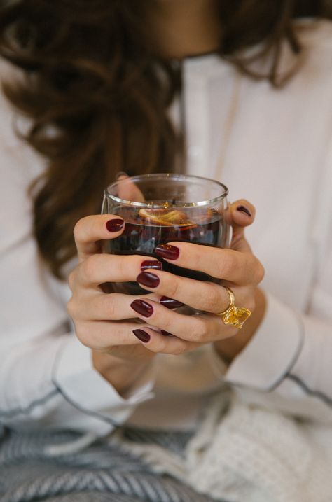 Mulled Wine Nail Color, Mulled Wine Nails, Coffee And Nails, Nail Art Photography, Nail Photography, Hands Photography, Wine Nails, Best Nails, Nails Prom