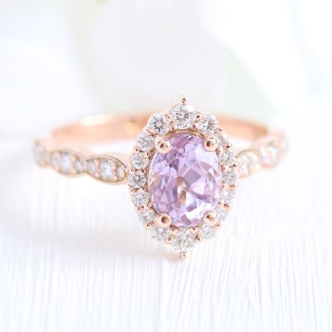 Oval Purple Sapphire Ring, Lavender Diamond Ring, Lavender Sapphire Engagement Ring, Purple Engagement Ring, Purple Sapphire Engagement Ring, Purple Wedding Rings, Purple Diamond Ring, Purple Sapphire Ring, Rose Gold Halo Engagement Ring