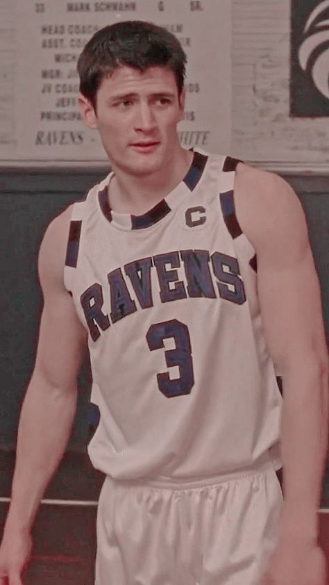 Nathan Scott Basketball, James Lafferty, Nathan Scott, Tree Hill, One Tree Hill, One Tree, Sports Jersey, Basketball, Dress Up