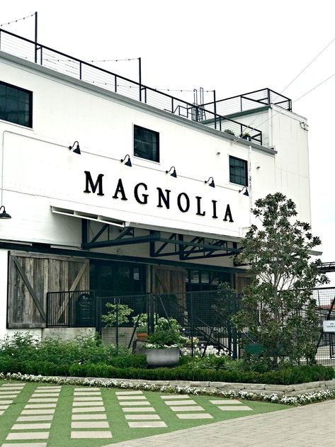 Magnolia Trip, Magnolia Bedroom, Magnolia Market Waco, Magnolia Market Joanna Gaines, Magnolia Style, Texas Trip, Chip Gaines, Texas Adventure, Chip And Jo