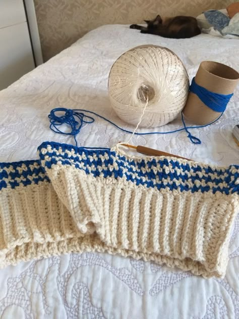 Crochet Sweater Blue, Blue Crochet Sweater, Blue White Crochet, Blue And White Crochet, White Sweater Vest, Blue And White Sweater, Crochet Sweater Vest, Crochet Shoulder Bags, Diy Fashion Clothing