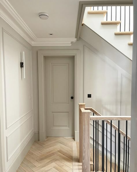 Jane and Jack on Instagram: “We love our doors and stairs, that’s all 🤩 @swdbespoke @smet_staircases #housetohome #familyhome #interior #hallway #stairs #staircase…” Victorian Entrance Hall, Monochrome Hallway, Staircase Paneling, Dark Staircase, Interior Hallway, Stair Paneling, Stairs And Doors, Painted Staircases, Hallway Stairs