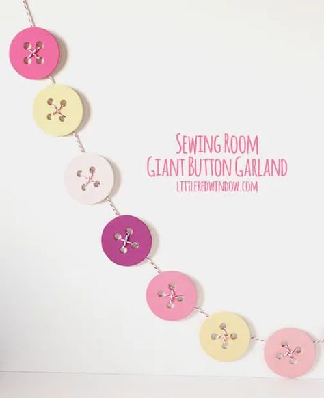 Button Garland, Diy Button Crafts, Garland Tutorial, Eyeglass Necklace, Sewing Room Decor, Dream Craft Room, Craft Room Decor, Sukkot, Diy Buttons