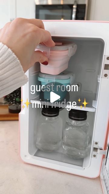 Elaina Zinke on Instagram: "Using my daughter’s mini fridge as a snack station for family we have coming in town this weekend!👌🏻👌🏻 **Everything is linked in my Amazon Storefront (in my bio) under “Mini Fridge” #minifridge #minifridgerestock #snackrestock #guestroom #hostingtips #guestroomideas #snackideas #asmrsounds" Bedroom Mini Fridge Ideas, Mini Fridge Snack Ideas, Bedroom Snack Station, Mini Fridge Ideas, Mini Fridge In Bedroom Aesthetic, Mini Fridge In Bedroom, Snack Station, Drink Station, Amazon Storefront