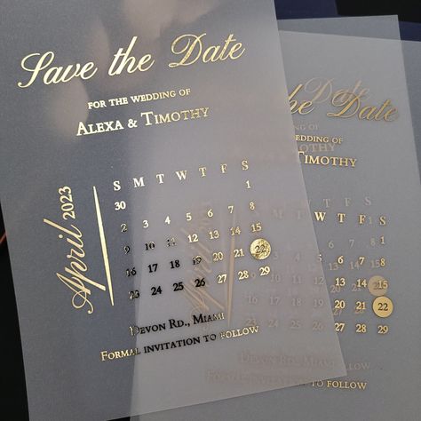 Gold Save The Date Cards, Gold And White Save The Date, Wedding Ideas With Black, White Gold Silver Wedding Theme, Romantic Beach Wedding Ideas, New Years Wedding Invites, Gold Foil Save The Date, Save The Date Black And Gold, Guest Invitation Cards