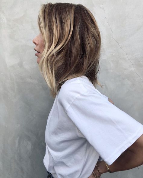 ANINE BING on Instagram: “I get a million questions about my hair... @lisasatornhair is the woman behind it ✂️🎨” Dirty Blonde Hair Ideas, Blonde Hair Ideas, Going Blonde, Blonde Braids, Dirty Blonde Hair, Different Skin Tones, Dirty Blonde, Anine Bing, Hair Envy