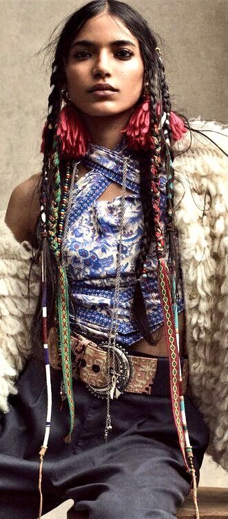 Native American Hair, American Indian Girl, Mode Hippie, American Hairstyles, Casting On, Knitting For Beginners Patterns, Stil Boho, American Beauty, Boho Look