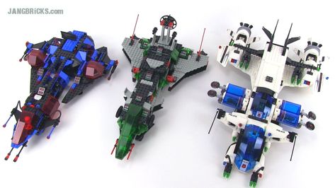 LEGO Space Police motherships compared! 1989 v. 1992 v. 2009! Lego Space Station, Lego Space Police, Lego Plane, Disney Frozen Elsa Art, Lego Boards, Blue Space, Lego Spaceship, Lego Construction, Lego Military