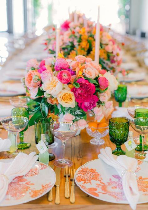 Sunset Color Party Decor, Wedding Pink And Orange, Pink And Orange Wedding Theme, Pink Orange Wedding, Pippin Hill Wedding, Orange And Pink Wedding, Outdoor Bridal Showers, Citrus Wedding, Pink Napkins