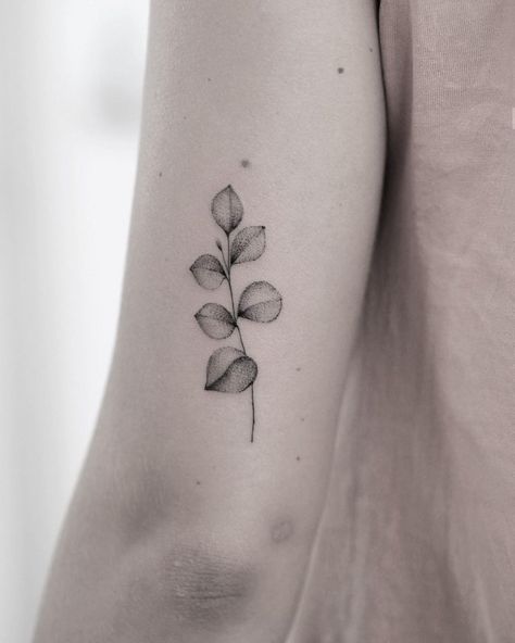 Eucalyptus Arm Tattoo, Eucalyptus Fine Line Tattoo, Eucalyptus Flower Tattoo, Eucalyptus Tattoo Design, Eucalyptus Leaf Tattoo, Eucalyptus Tattoo, Bunami Ink, Tattoos 2024, Couples Tattoo